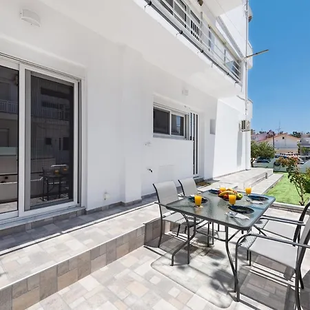 شقة Modern Flat With Garden And Jacuzzi *